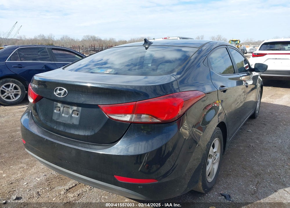 2015 HYUNDAI ELANTRA VIN: KMHDH4AE9FU265072