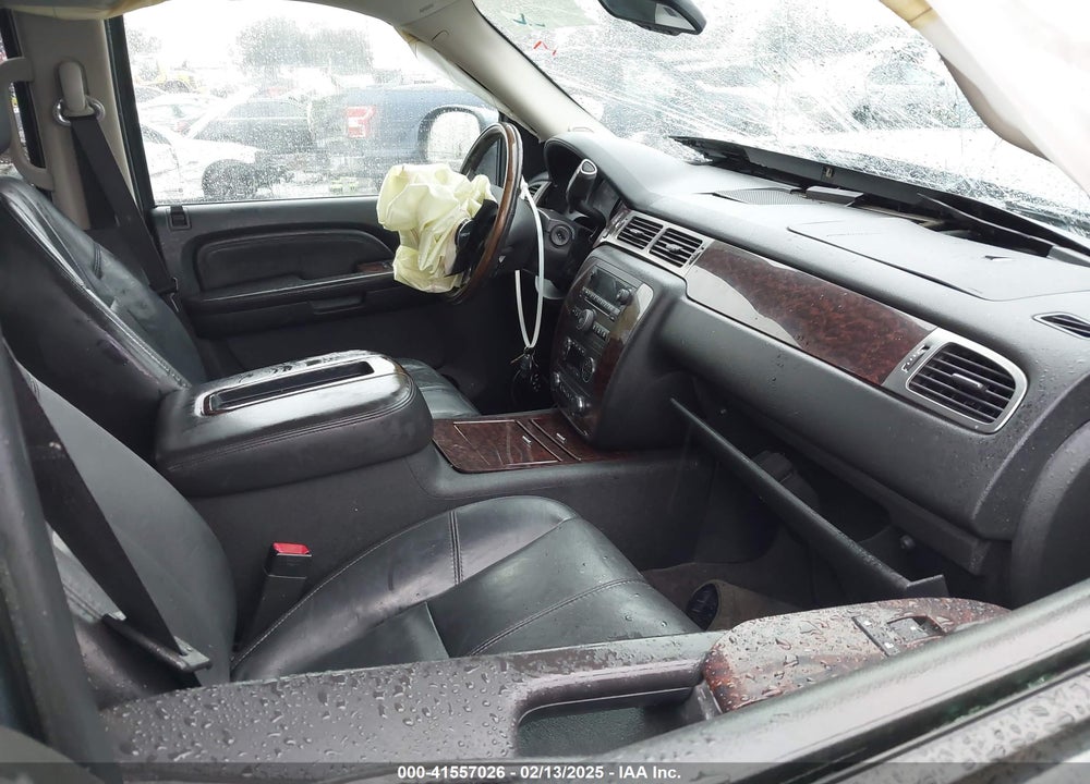 2007 GMC YUKON DENALI VIN: 1GKFK63837J344276