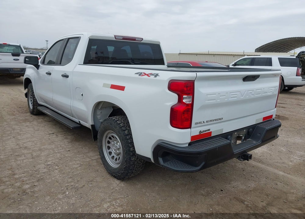 2021 CHEVROLET SILVERADO 1500 4WD DOUBLE CAB STANDARD BED WT VIN: 1GCRYAEF5MZ217337