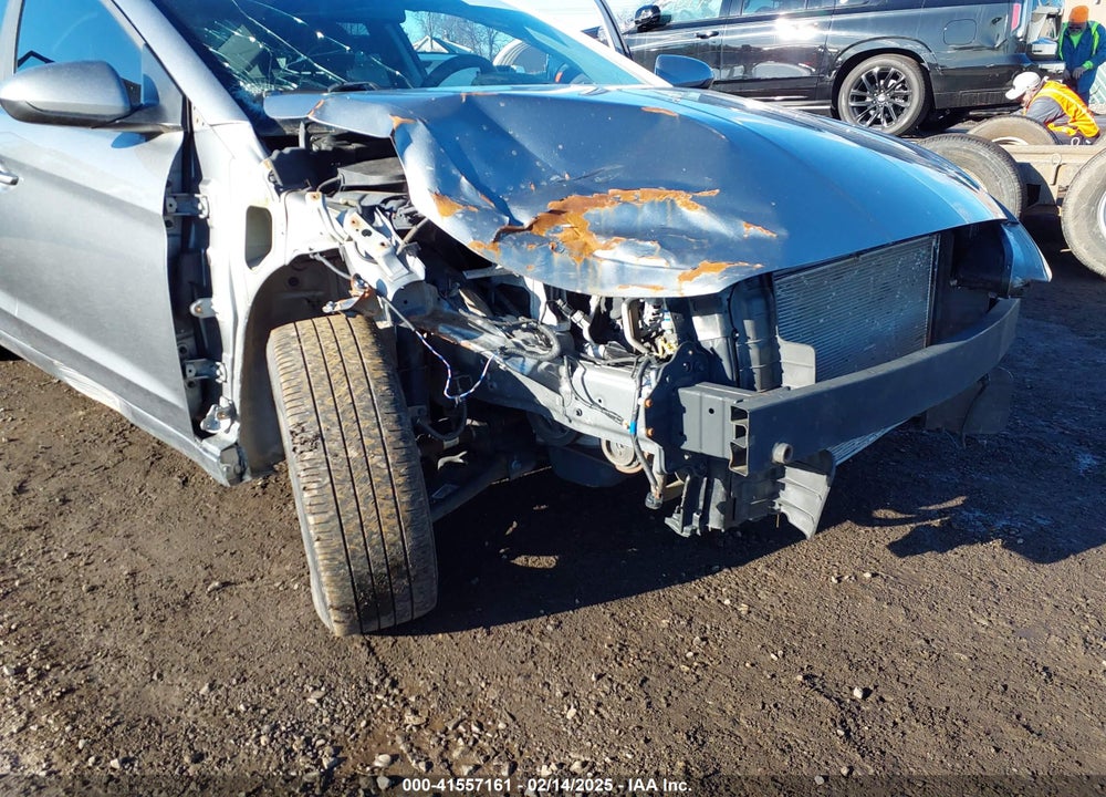 2019 HYUNDAI ELANTRA SEL VIN: KMHD84LF6KU754576