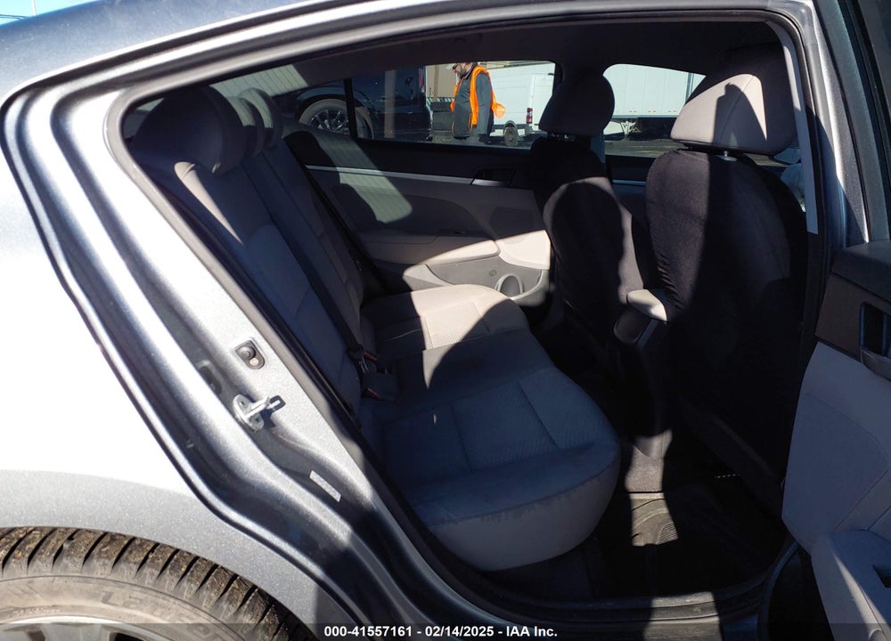 2019 HYUNDAI ELANTRA SEL VIN: KMHD84LF6KU754576