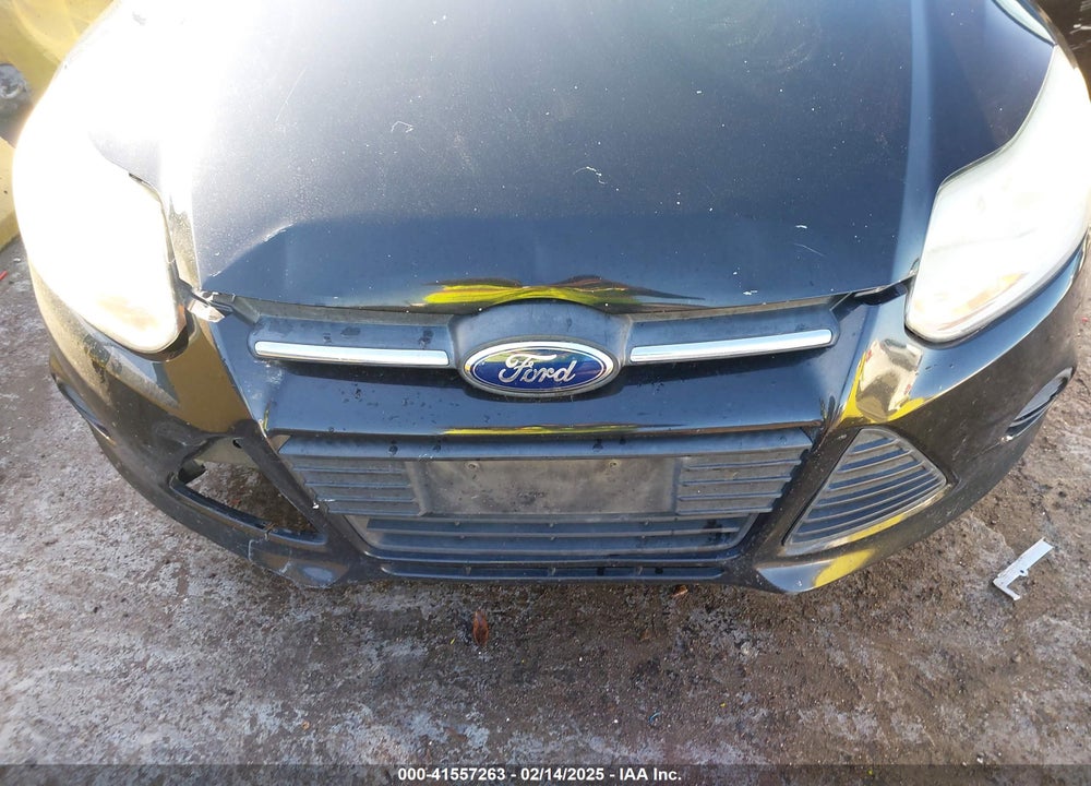 2014 FORD FOCUS VIN: 1FADP3F24EL306041
