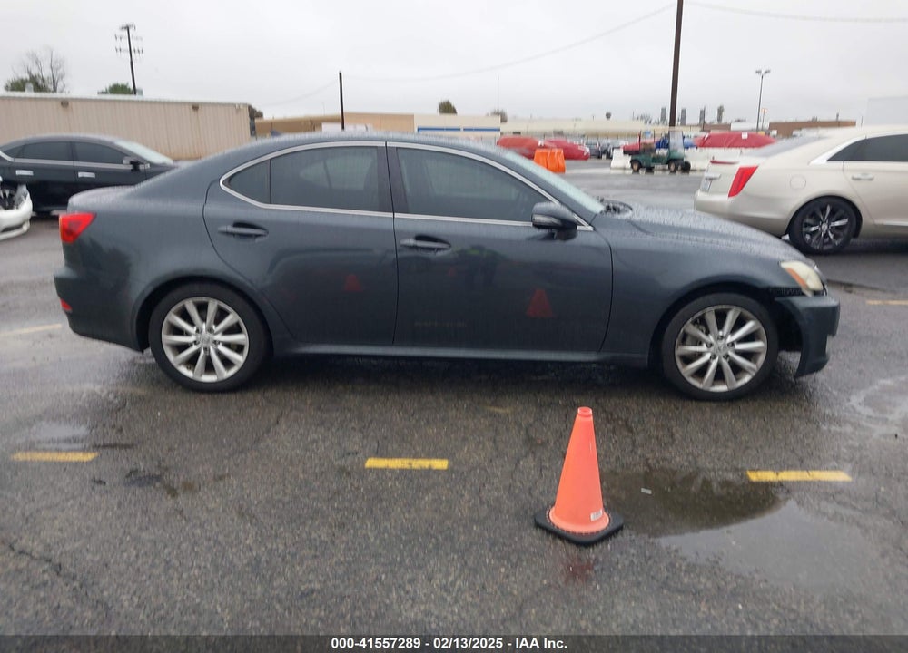 2009 LEXUS IS VIN: JTHBK262092085249