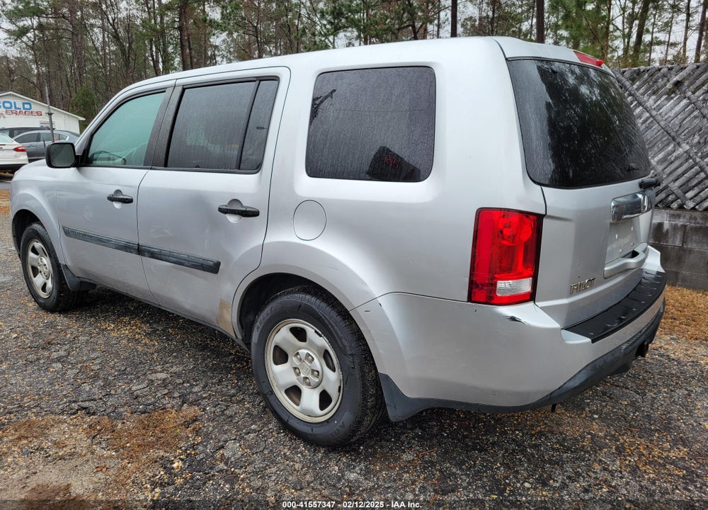 2015 HONDA PILOT VIN: 5FNYF3H27FB033287
