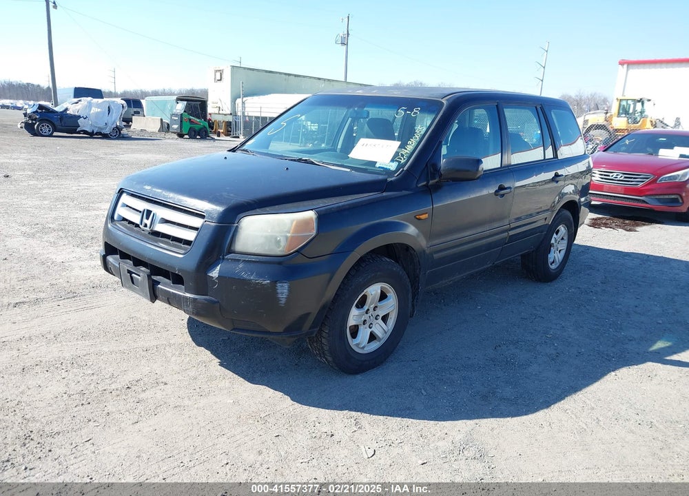 2006 HONDA PILOT LX VIN: 5FNYF18136B010777
