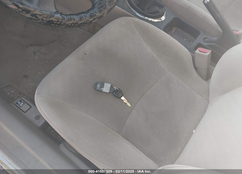 2003 HONDA CIVIC HYBRID VIN: JHMES95603S018085