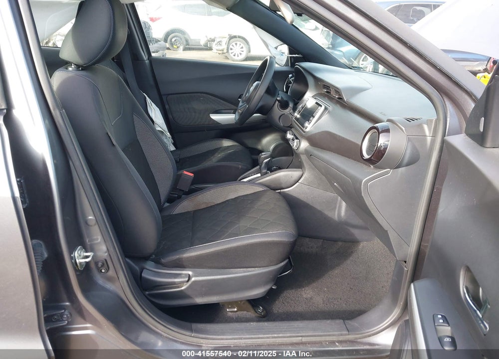 2019 NISSAN KICKS VIN: 3N1CP5CU4KL529867