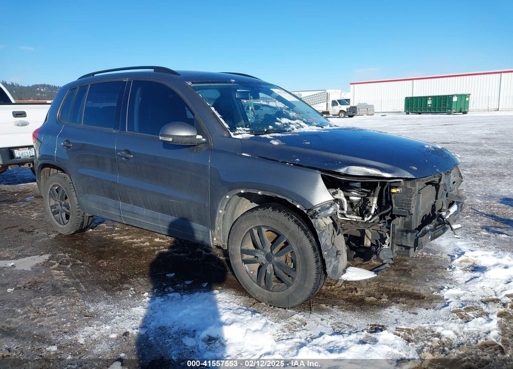 2017 VOLKSWAGEN TIGUAN 2.0T/2.0T S VIN: WVGBV7AX5HK026605