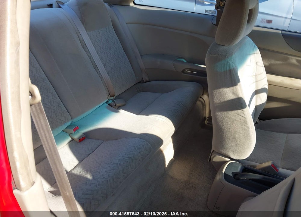 2001 HONDA CIVIC LX VIN: 1HGEM22531L119242