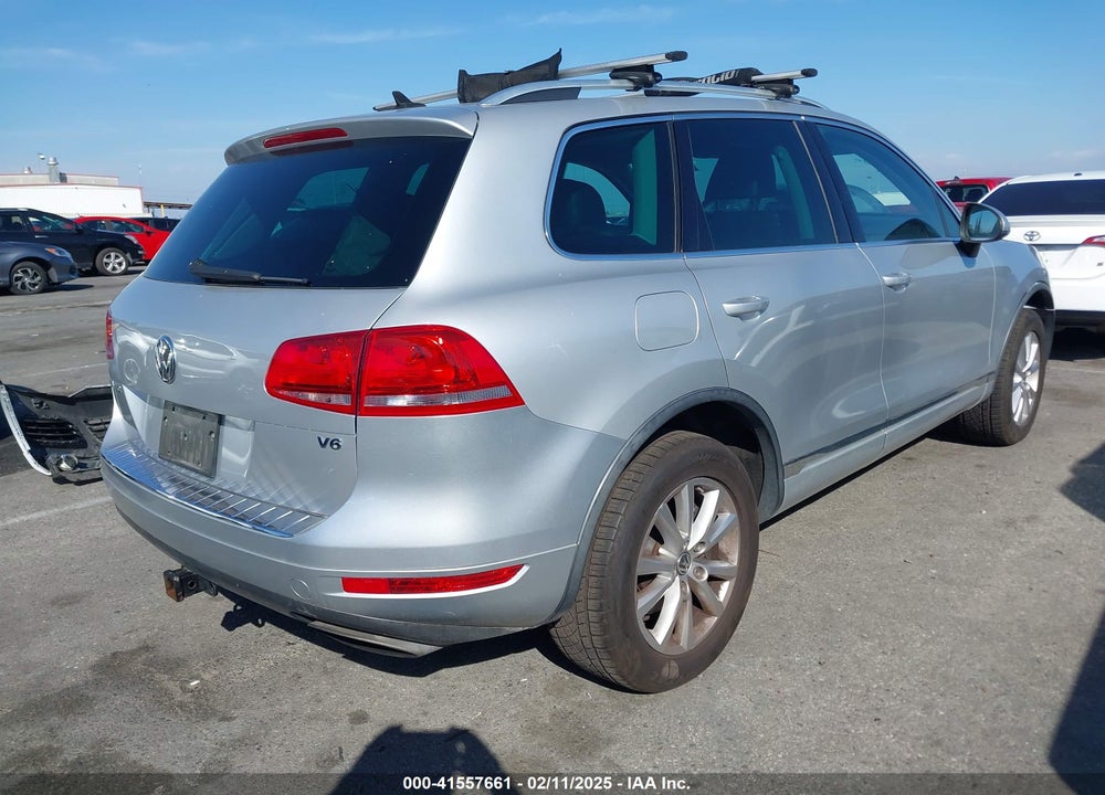 2014 VOLKSWAGEN TOUAREG VIN: WVGEF9BP8ED006479