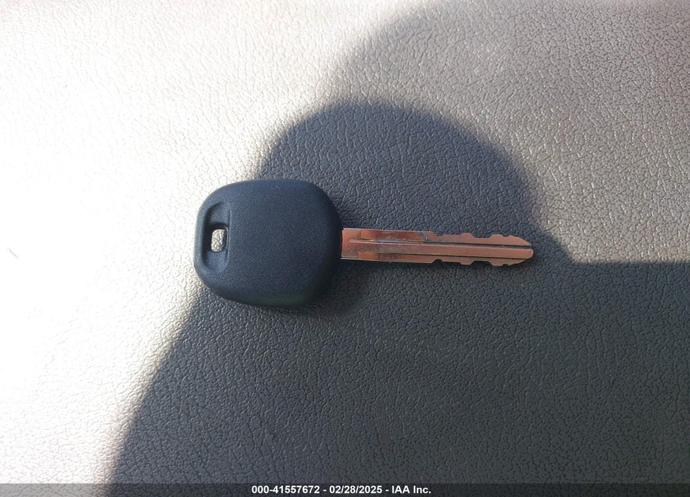 2004 TOYOTA AVALON XLS VIN: 4T1BF28B94U383150
