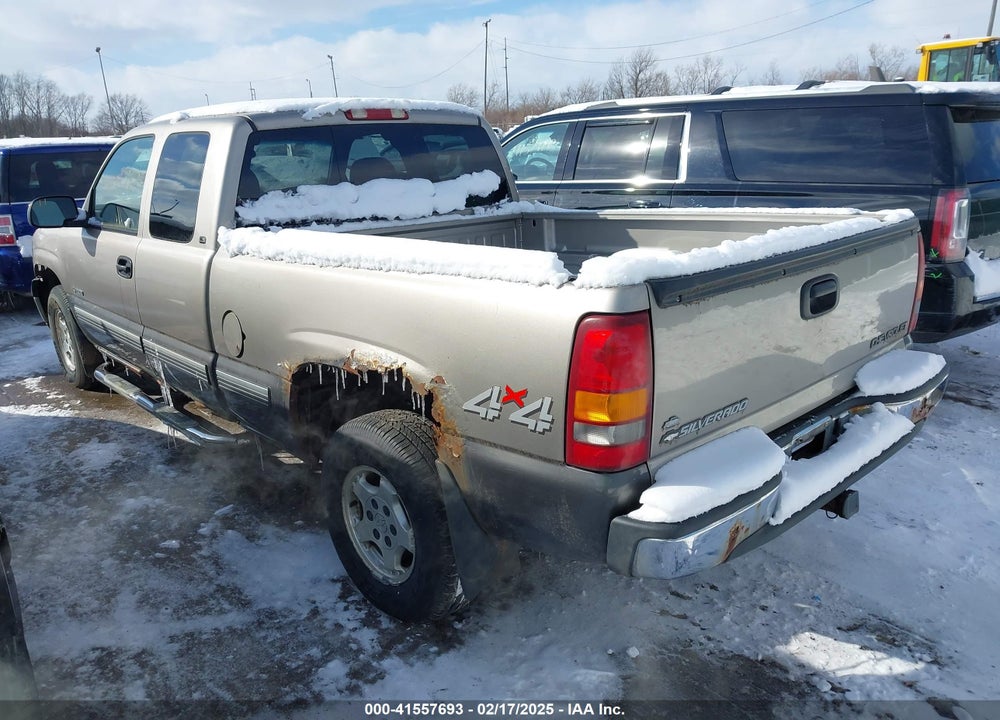 2000 CHEVROLET SILVERADO 1500 LS VIN: 1GCEK19T5YE270245