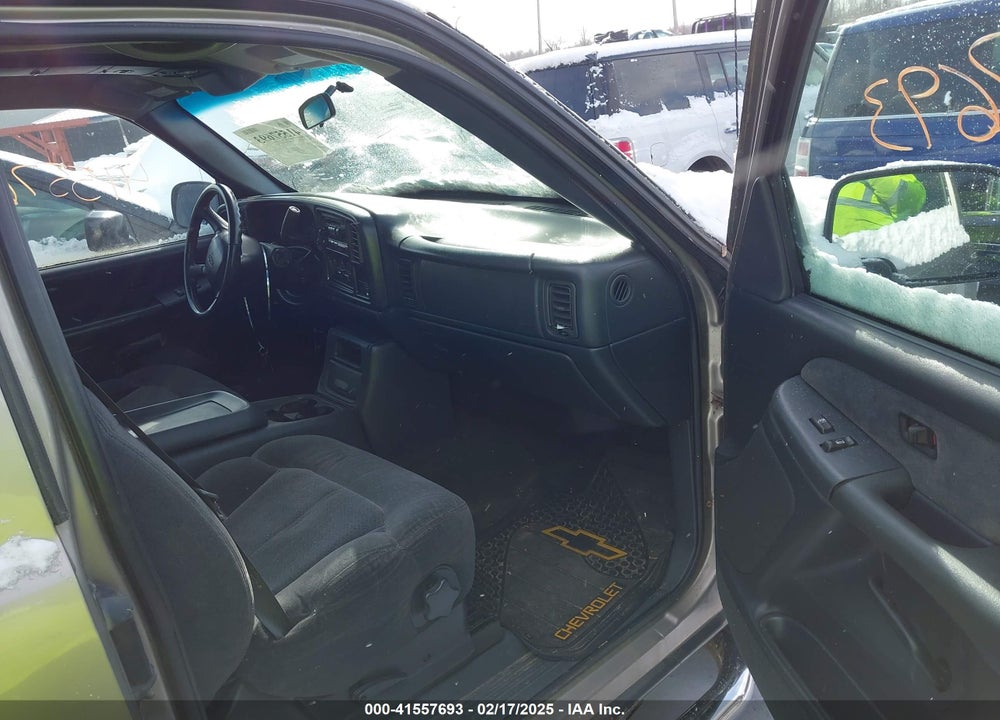 2000 CHEVROLET SILVERADO 1500 LS VIN: 1GCEK19T5YE270245