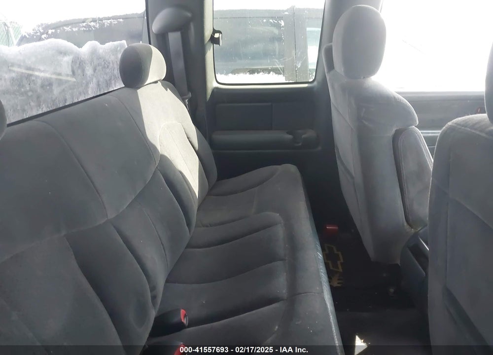 2000 CHEVROLET SILVERADO 1500 LS VIN: 1GCEK19T5YE270245