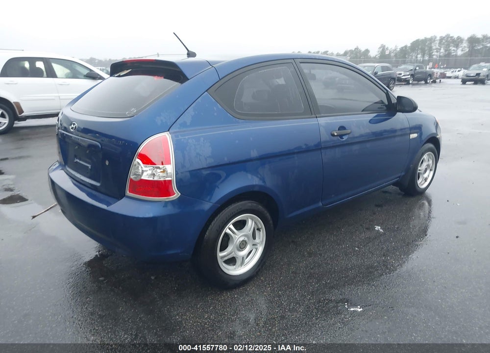2007 HYUNDAI ACCENT GS VIN: KMHCM36C17U003802