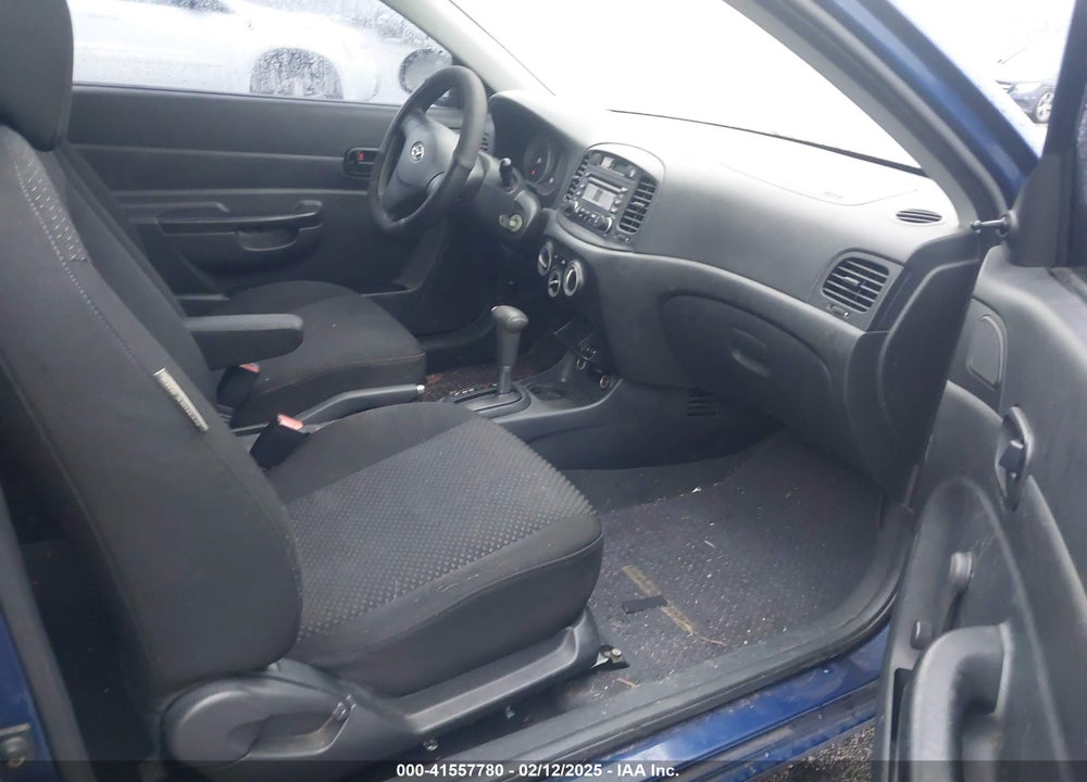 2007 HYUNDAI ACCENT GS VIN: KMHCM36C17U003802