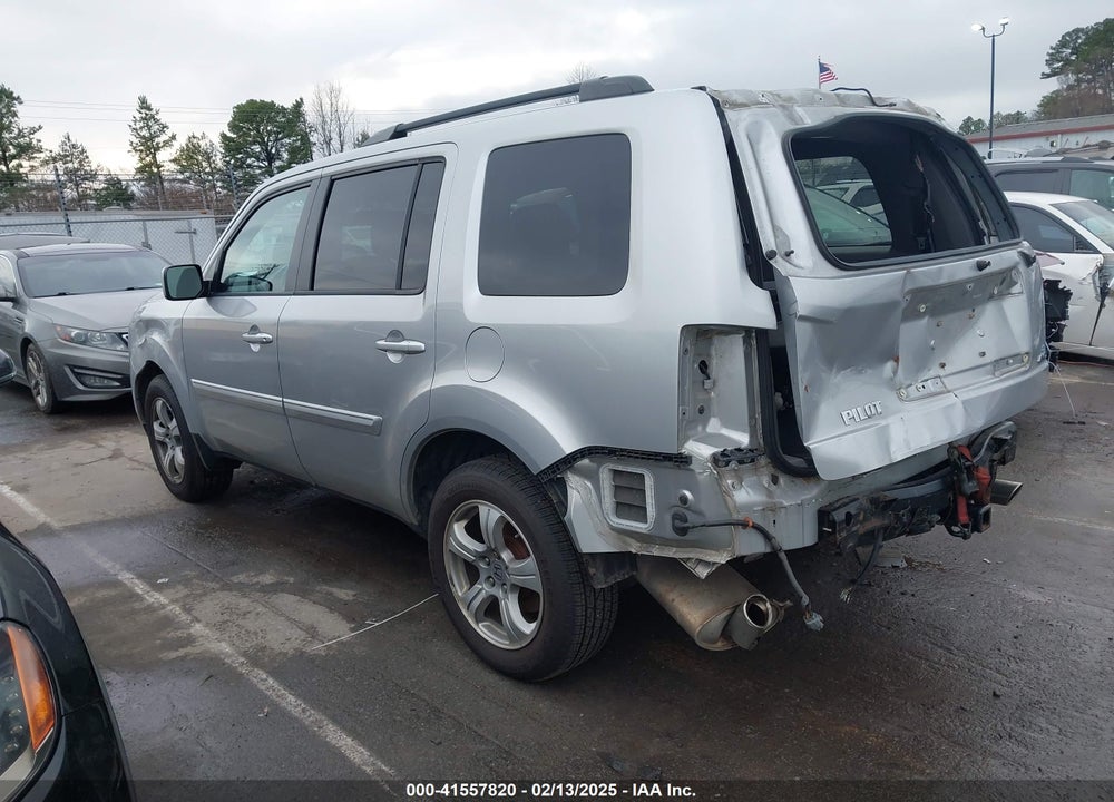 2013 HONDA PILOT EX VIN: 5FNYF4H46DB080539