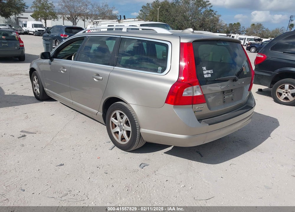 2010 VOLVO V70 VIN: YV1982BW8A1141319
