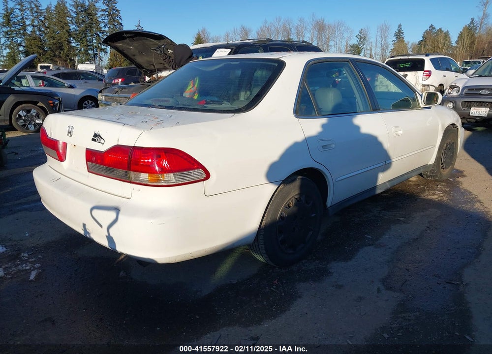 2001 HONDA ACCORD 2.3 LX VIN: 1HGCG665X1A066972