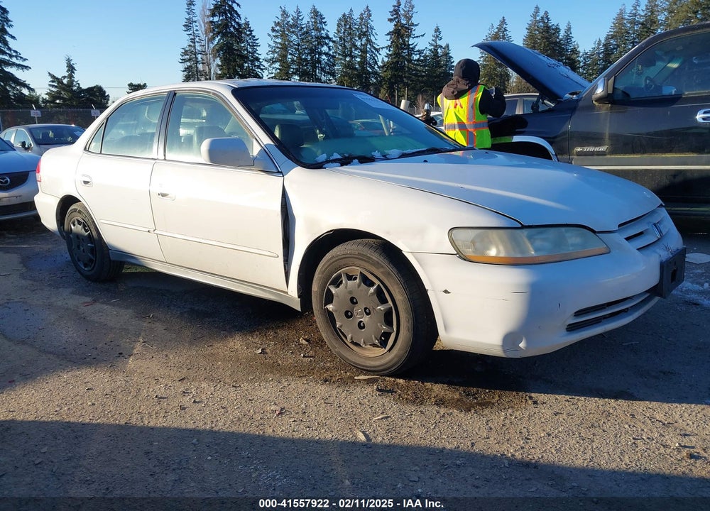2001 HONDA ACCORD 2.3 LX VIN: 1HGCG665X1A066972