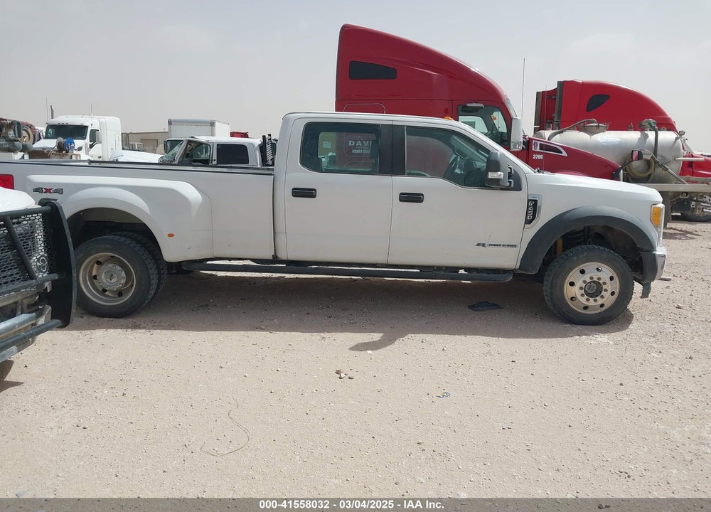 2017 FORD F-450 XL VIN: 1FT8W4DT4HEF24716