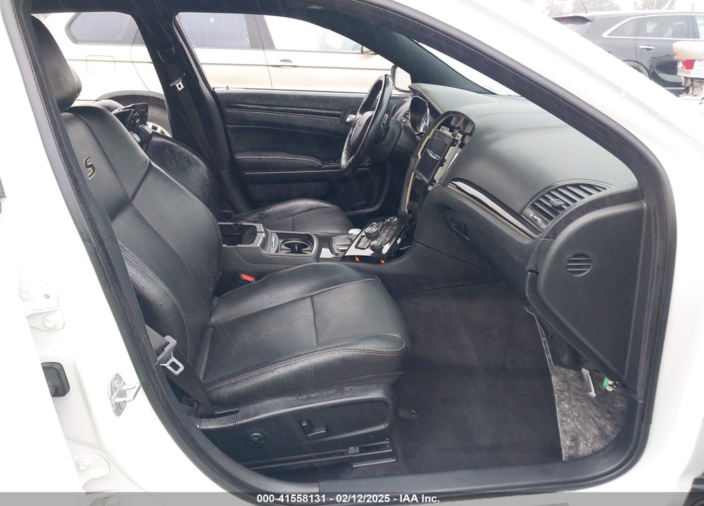 2018 CHRYSLER 300 300S VIN: 2C3CCABT6JH319941