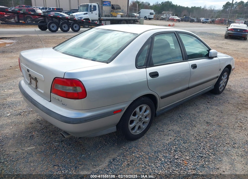 2000 VOLVO S40 A/AS VIN: YV1VS2556YF556591
