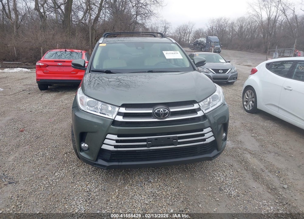2019 TOYOTA HIGHLANDER VIN: 5TDJZRFH8KS928232