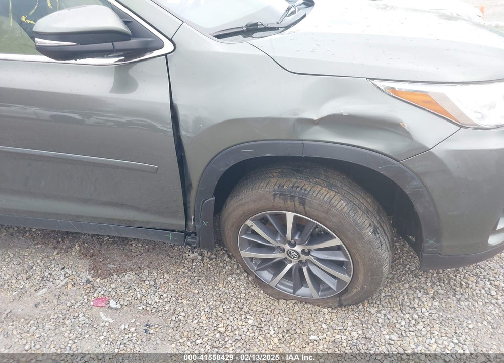 2019 TOYOTA HIGHLANDER VIN: 5TDJZRFH8KS928232