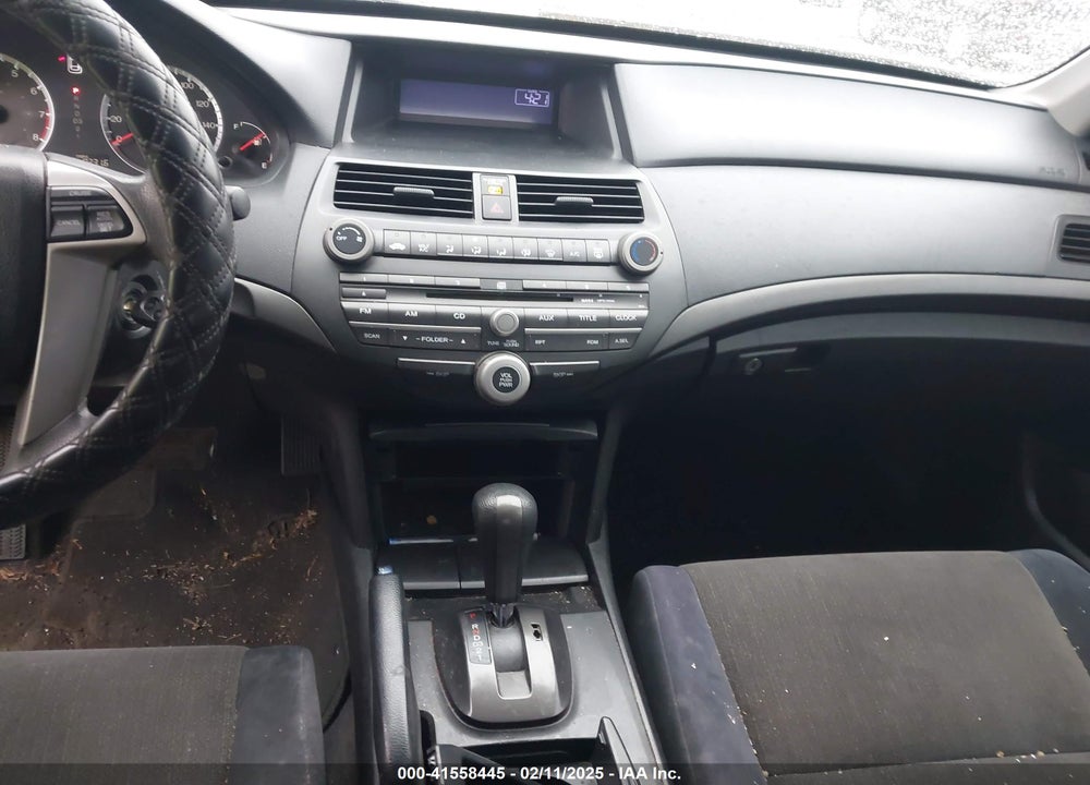 2009 HONDA ACCORD 2.4 LX-P VIN: 1HGCP26429A041768