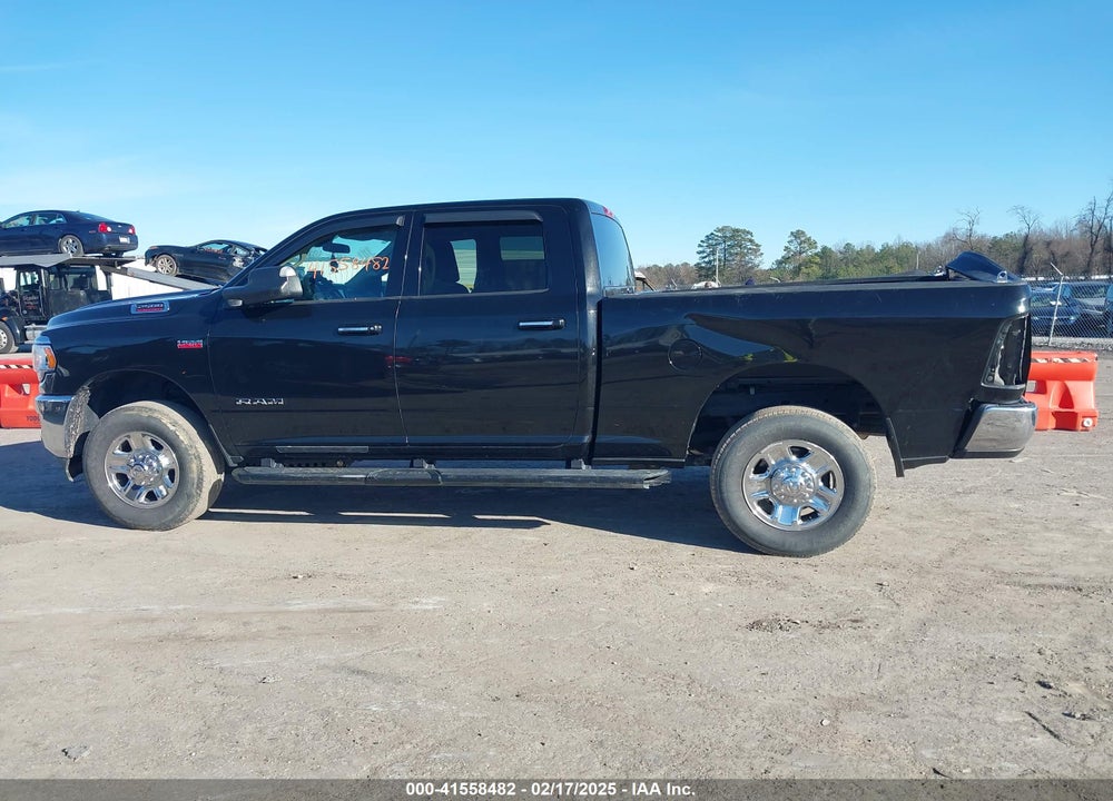 2019 RAM 2500 BIG HORN 4X4 6'4 BOX VIN: 3C6UR5DJXKG519053