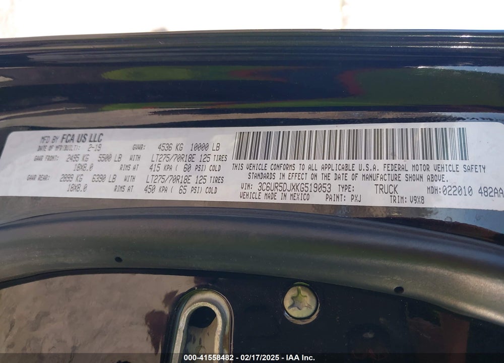 2019 RAM 2500 BIG HORN 4X4 6'4 BOX VIN: 3C6UR5DJXKG519053