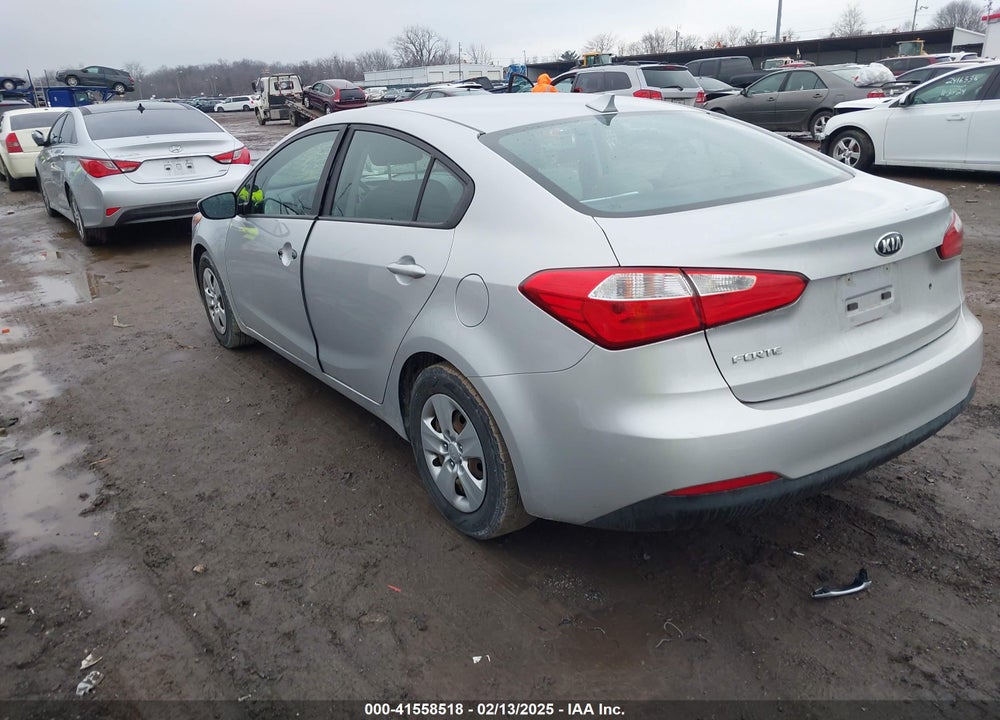 2015 KIA FORTE VIN: KNAFK4A62F5431611