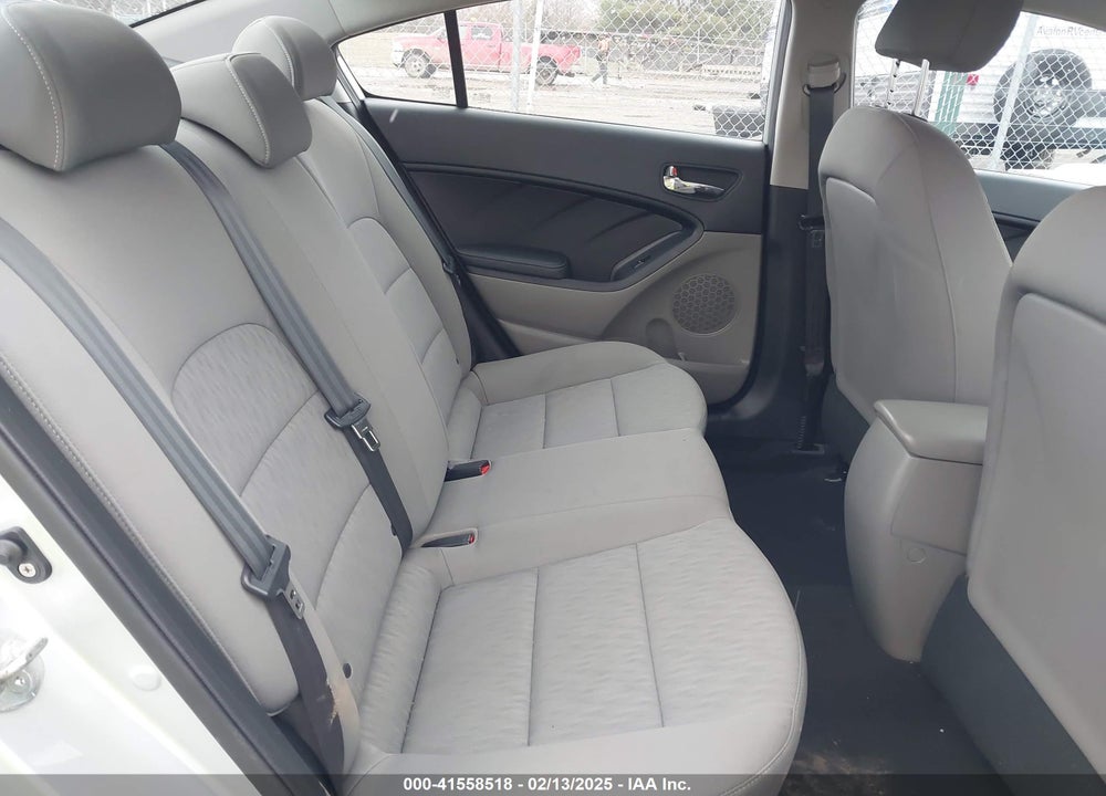 2015 KIA FORTE VIN: KNAFK4A62F5431611