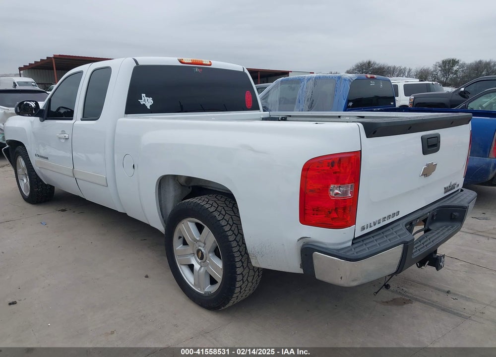 2008 CHEVROLET SILVERADO 1500 LT1 VIN: 2GCEC19J481224841