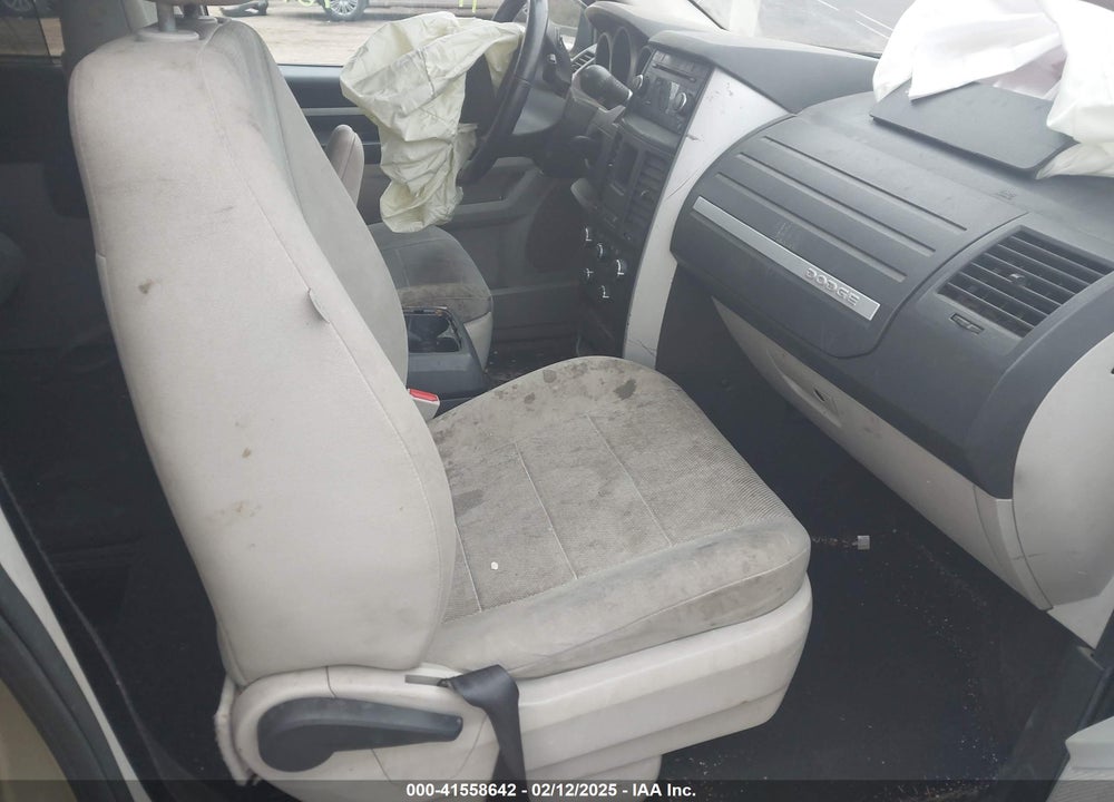 2008 DODGE GRAND CARAVAN VIN: 2D8HN54P48R147482