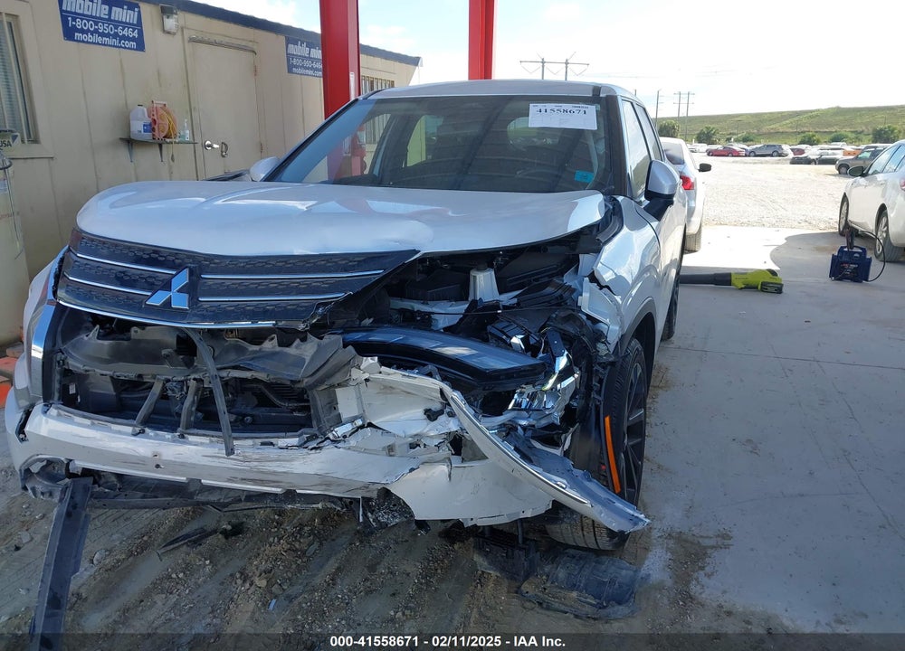 2022 MITSUBISHI OUTLANDER ES 2.5 2WD VIN: JA4J3TA8XNZ041606
