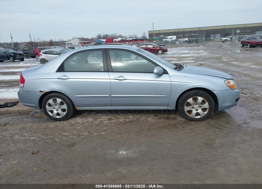 2008 KIA SPECTRA VIN: KNAFE122385575334