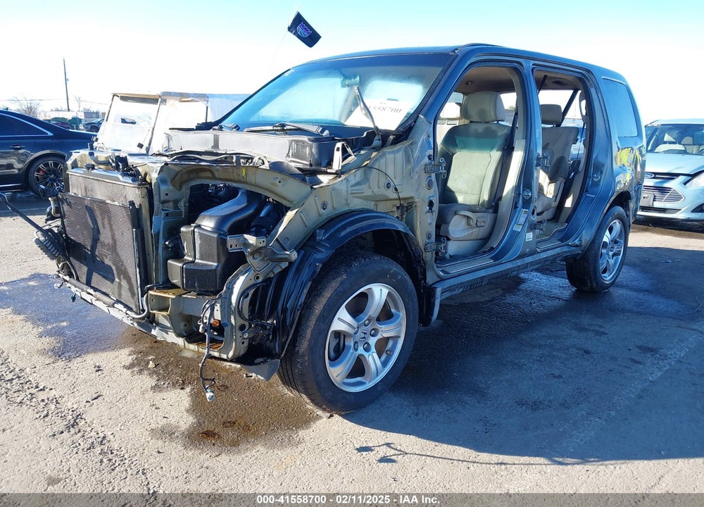 2009 HONDA PILOT LX VIN: 5FNYF38209B009692