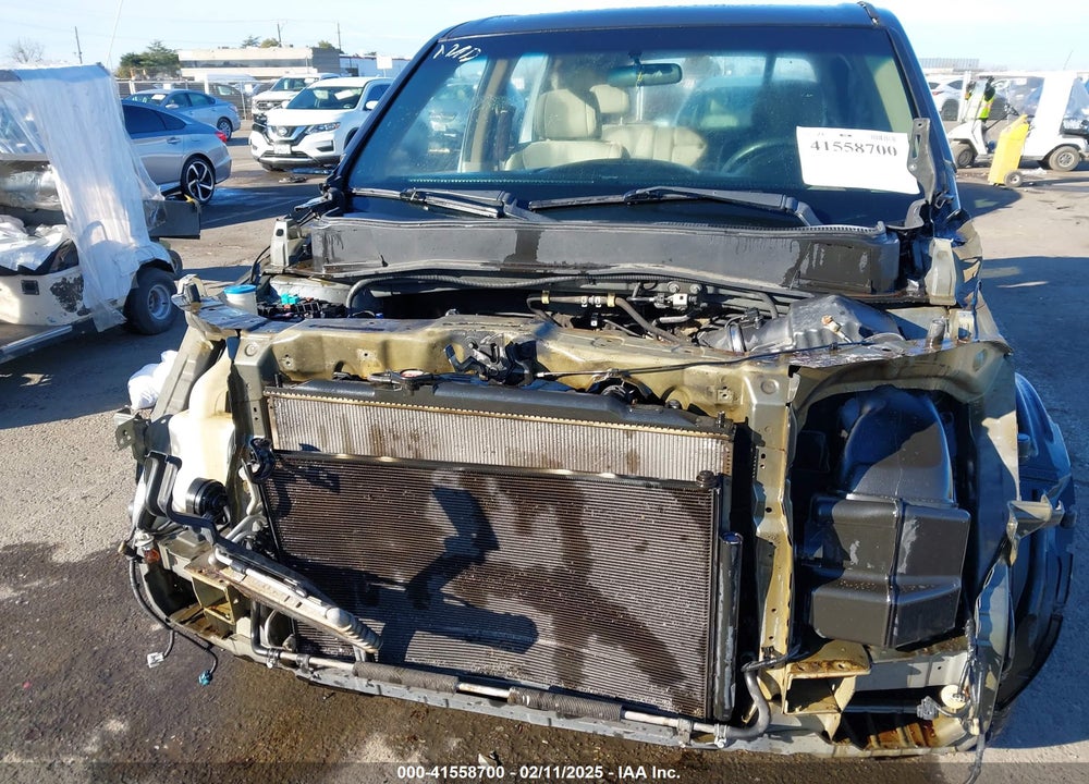 2009 HONDA PILOT LX VIN: 5FNYF38209B009692