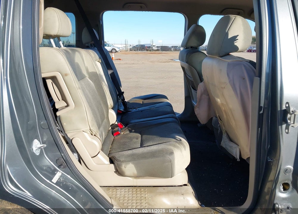 2009 HONDA PILOT LX VIN: 5FNYF38209B009692