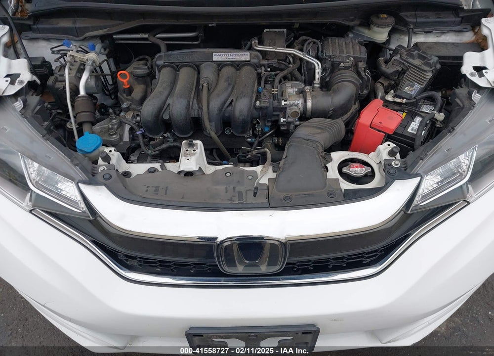 2018 HONDA FIT VIN: 3HGGK5H88JM724180
