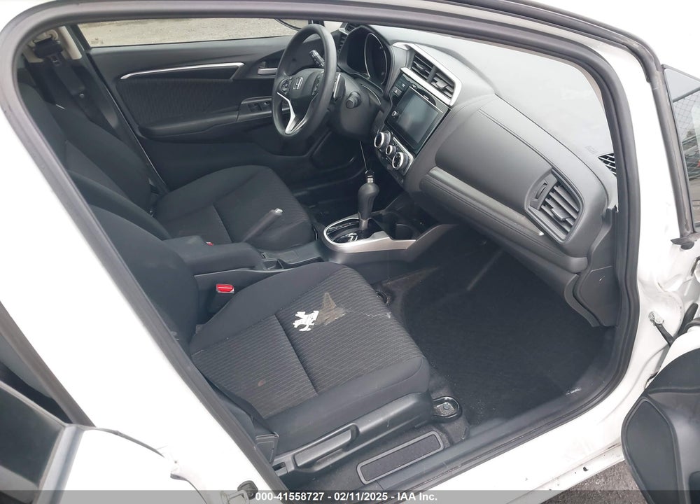 2018 HONDA FIT VIN: 3HGGK5H88JM724180