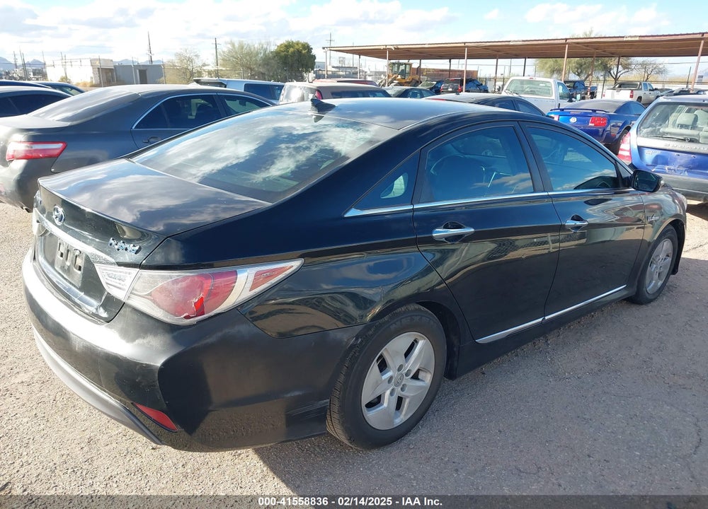 2012 HYUNDAI SONATA HYBRID VIN: KMHEC4A45CA042048