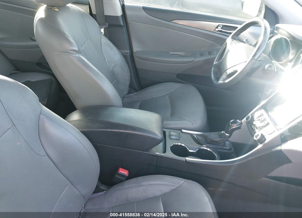 2012 HYUNDAI SONATA HYBRID VIN: KMHEC4A45CA042048