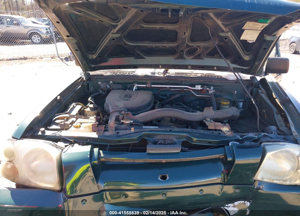 2002 NISSAN FRONTIER VIN: 1N6DD26S82C373117