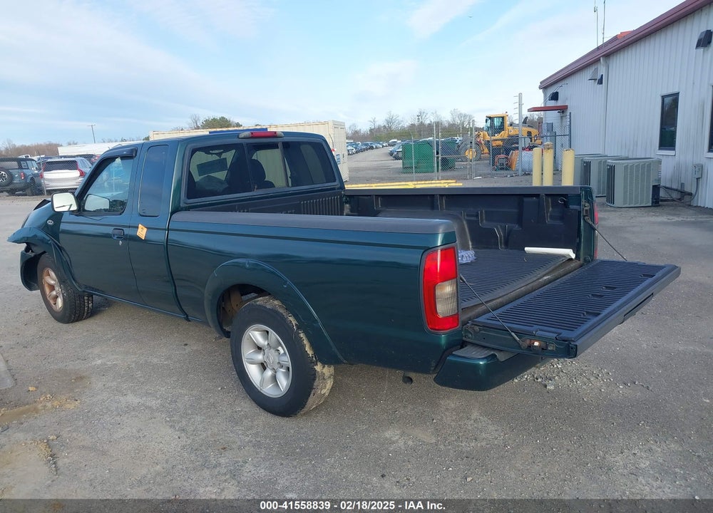 2002 NISSAN FRONTIER VIN: 1N6DD26S82C373117