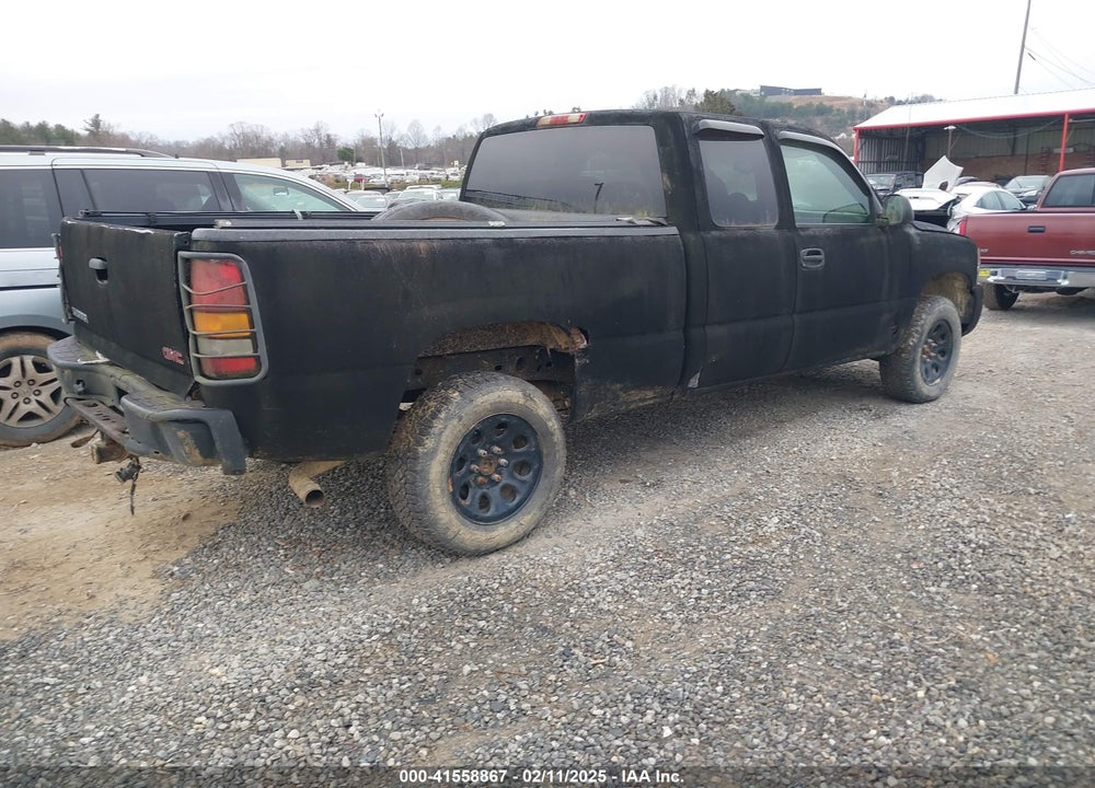 2005 GMC SIERRA 1500 WORK TRUCK VIN: 2GTEK19B651350092