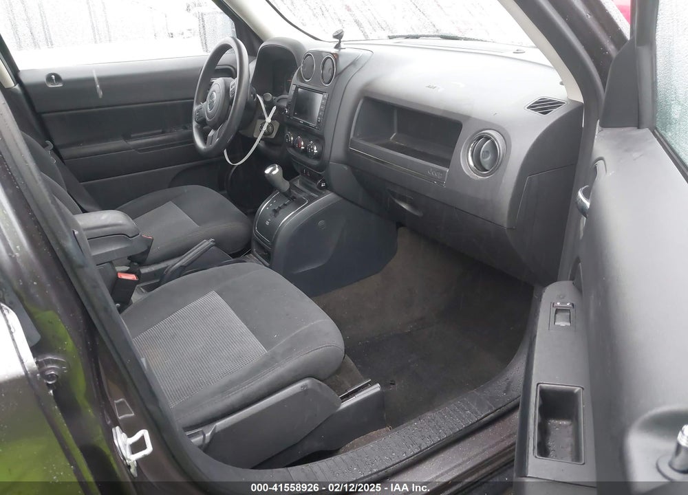 2016 JEEP PATRIOT VIN: 1C4NJPBB5GD519073