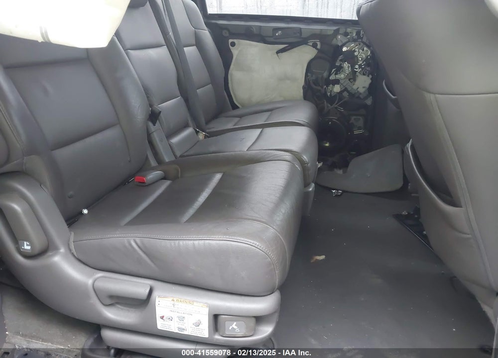 2015 HONDA ODYSSEY EX-L VIN: 5FNRL5H69FB094622